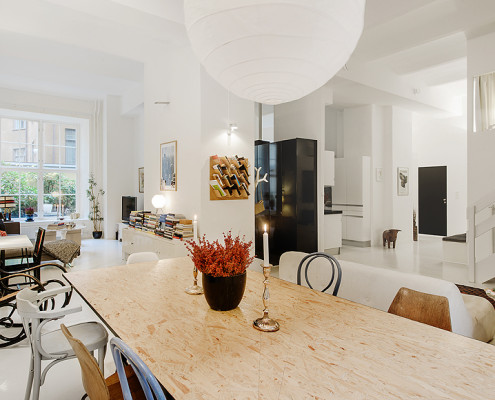 Inrichting moderne woonkamer: volledige moderne woonkamer met mooi ...